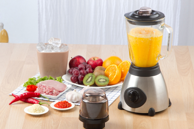 Top Electric Blenders: Elevate Your Kitchen Skills with Versatile Mixing Power 4 Top Electric Blenders